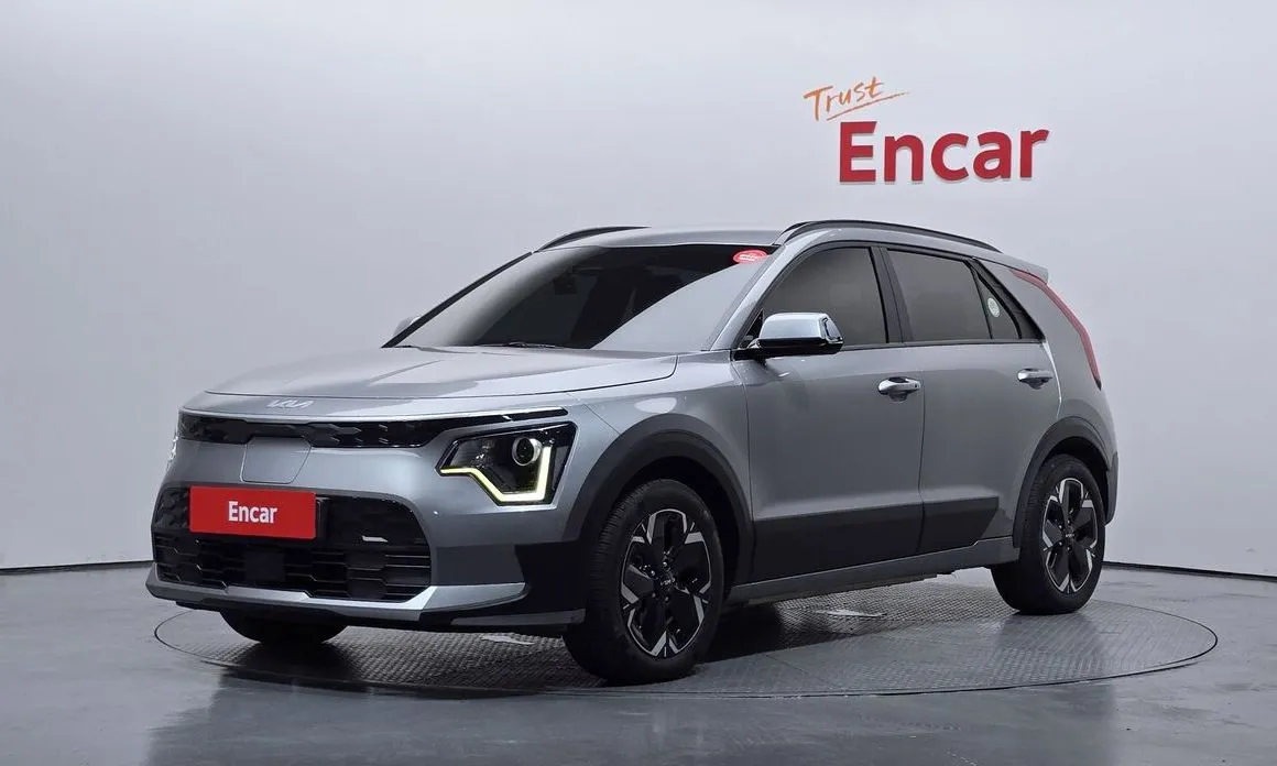 Kia Niro — фото 1