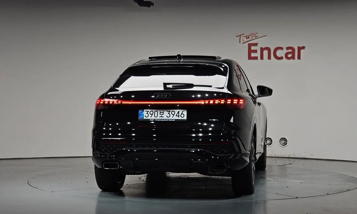 Audi Q5 2025 из KR, фото 7