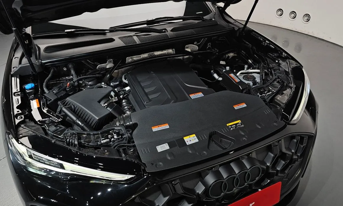 Audi Q5 2025 из KR, фото 8