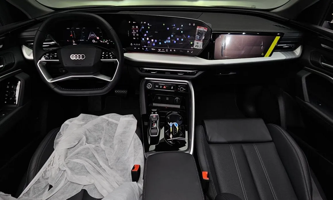 Audi Q5 2025 из KR, фото 9