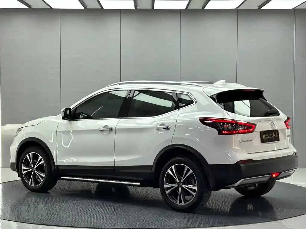 Nissan Qashqai — фото 3