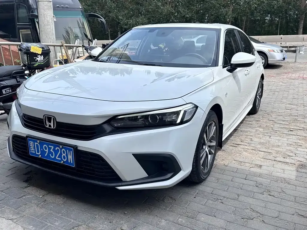 Honda Civic — фото 1