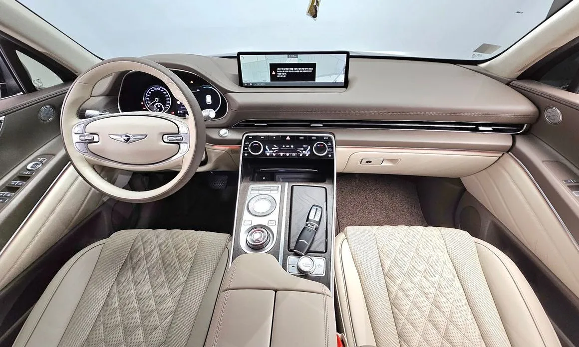 Genesis GV80 — фото 10