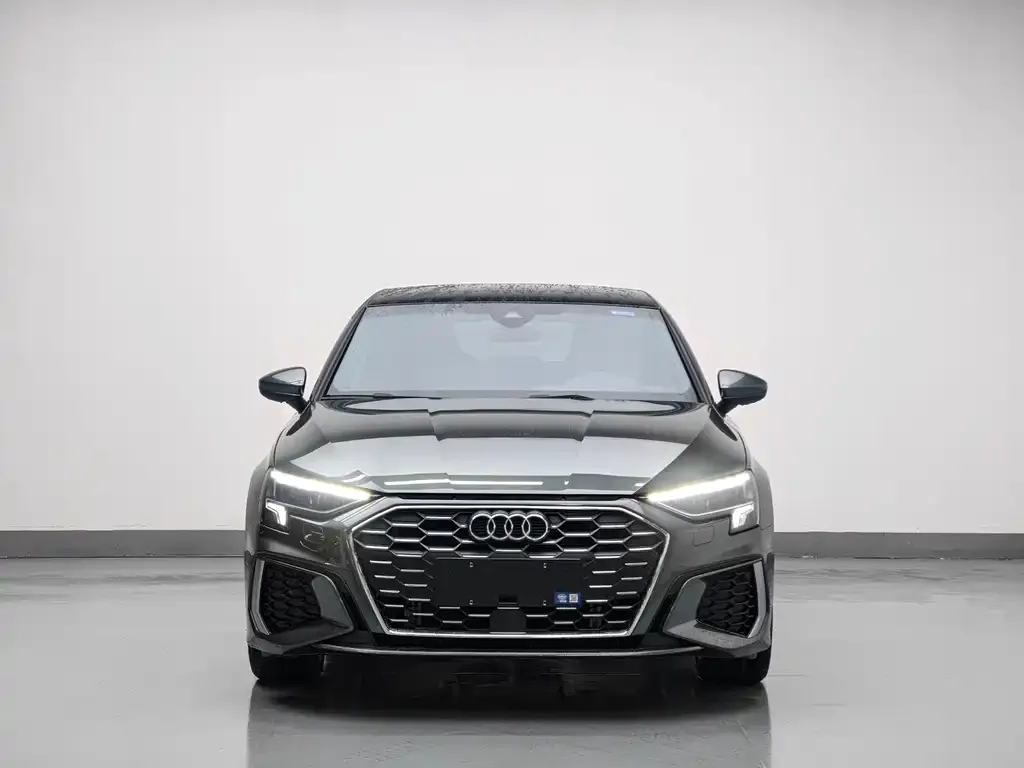 Audi A3 — фото 2
