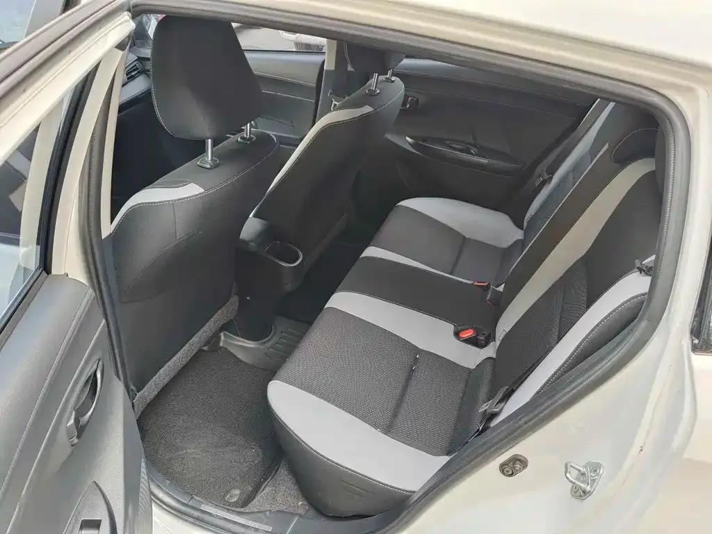 Toyota Yaris L 2022 из CN, фото 5