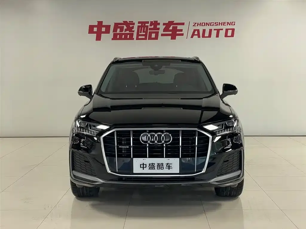 Audi Q7 2024 из CN, фото 7