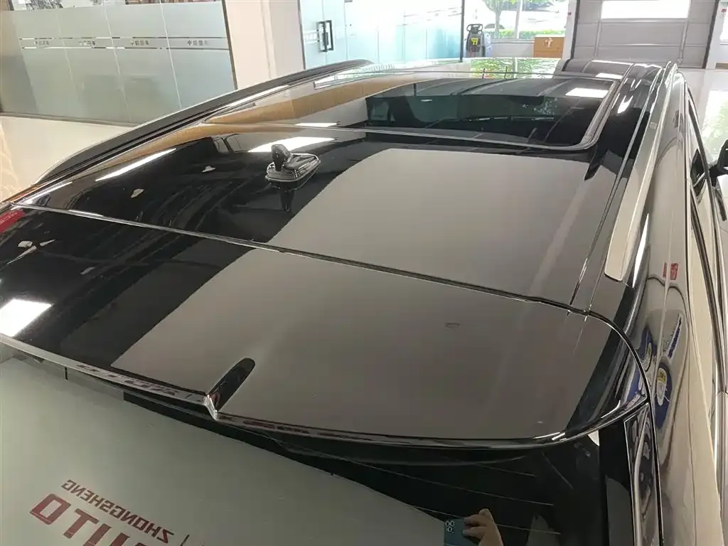 Audi Q7 2024 из CN, фото 3