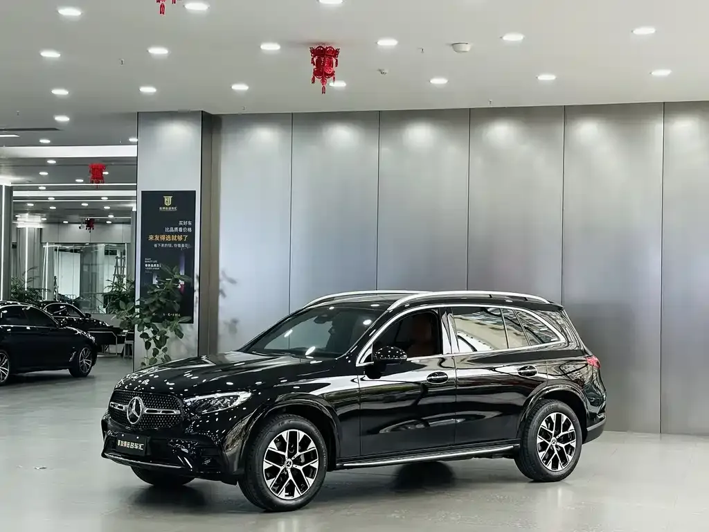 Mercedes-Benz GLC — фото 1