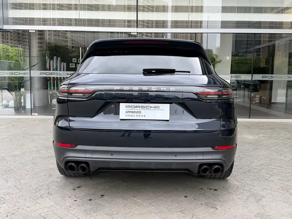 Porsche Cayenne — фото 10
