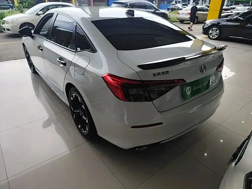 Honda Civic — фото 5