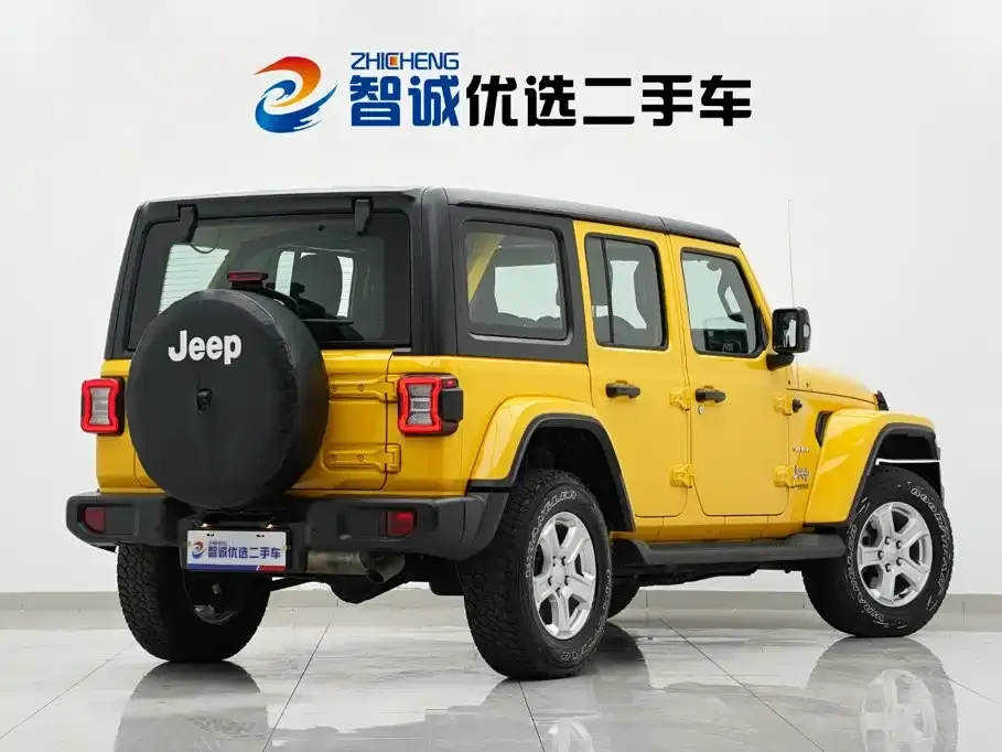 Jeep Wrangler — фото 8
