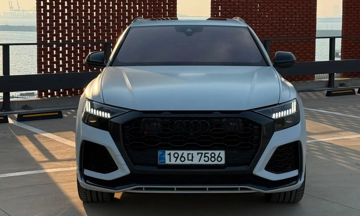 Audi RSQ8 2021 из KR, фото 4