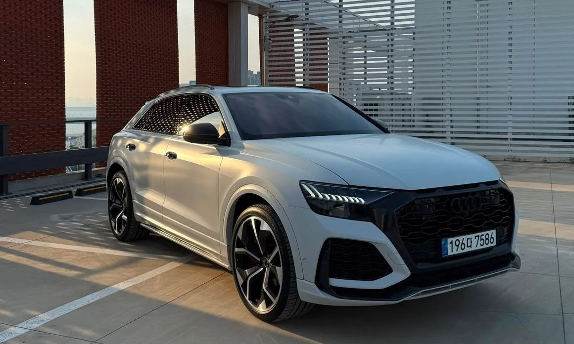 Audi RSQ8 2021 из KR, фото 7