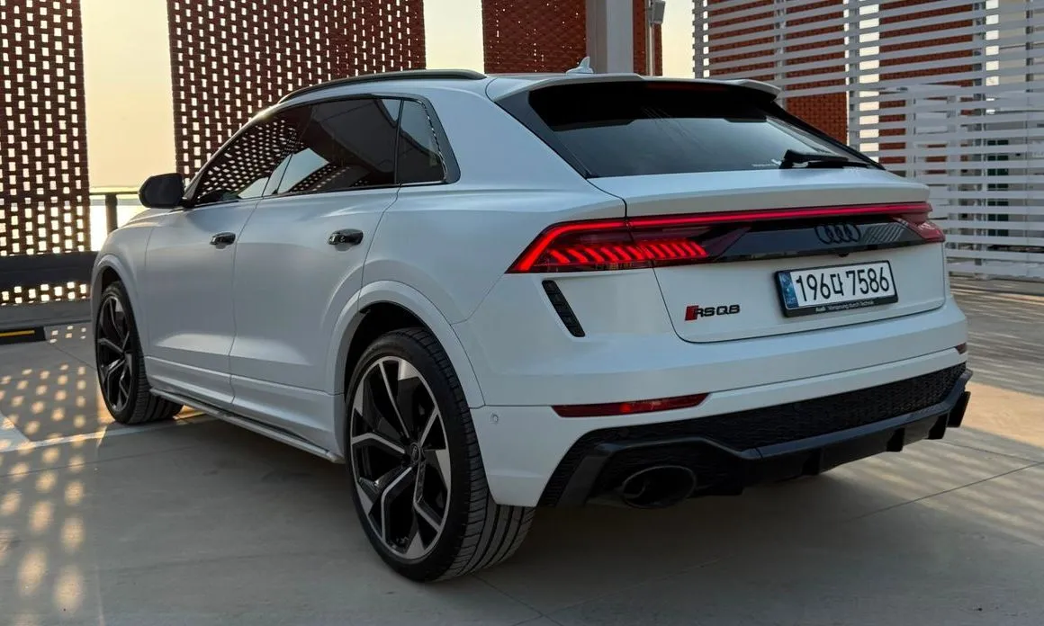 Audi RSQ8 2021 из KR, фото 5