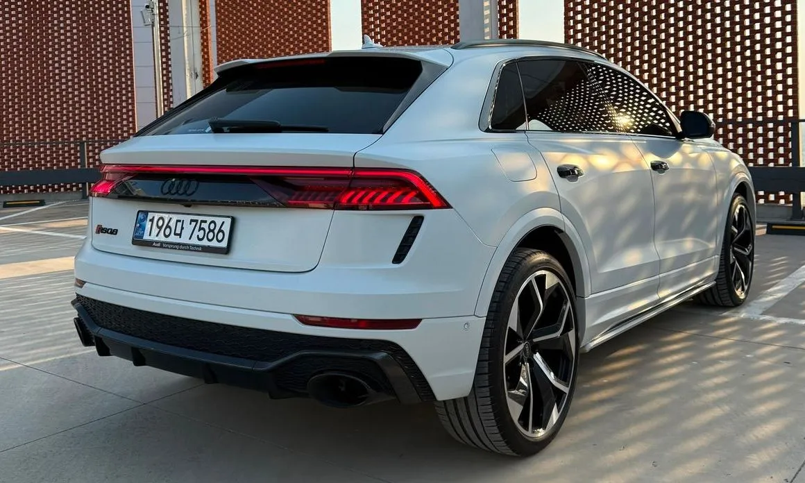 Audi RSQ8 2021 из KR, фото 8