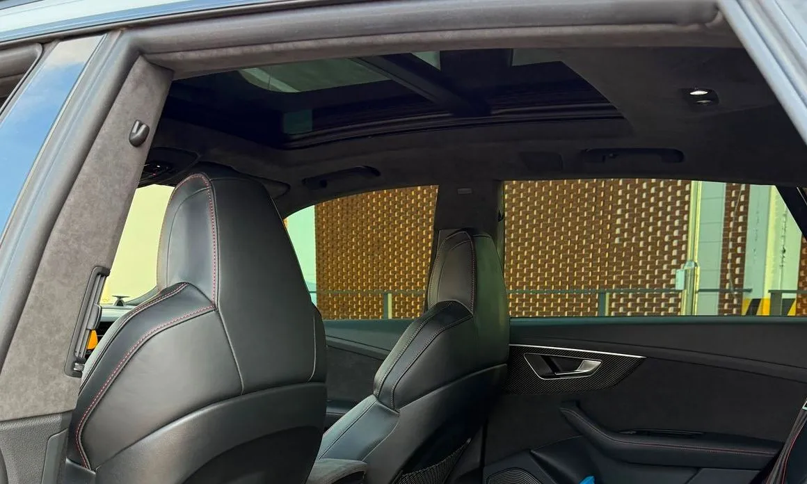 Audi RSQ8 2021 из KR, фото 6