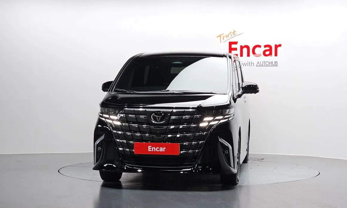 Toyota Alphard — фото 5