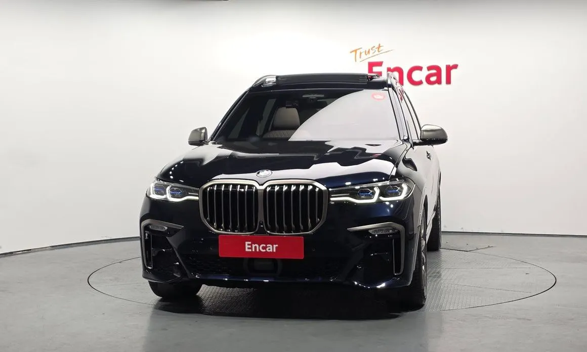 BMW X7 — фото 2