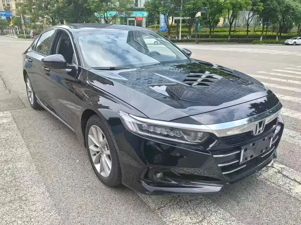 Honda Accord — фото 7