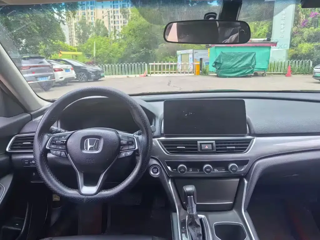Honda Accord — фото 5