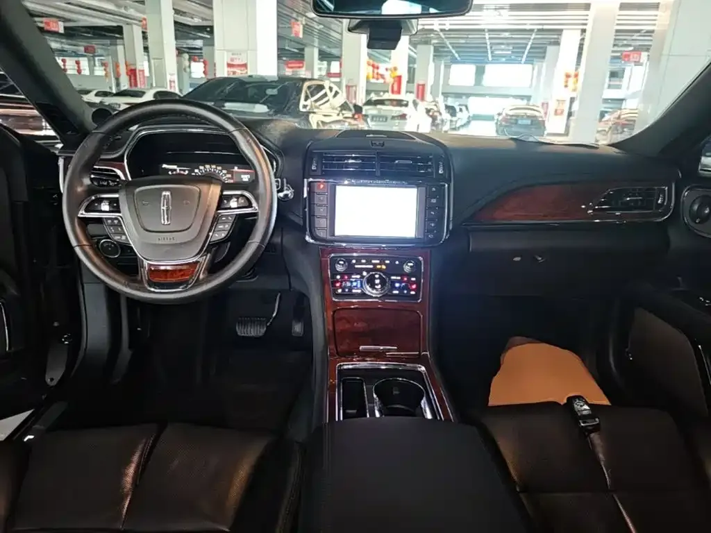 Lincoln Continental — фото 7