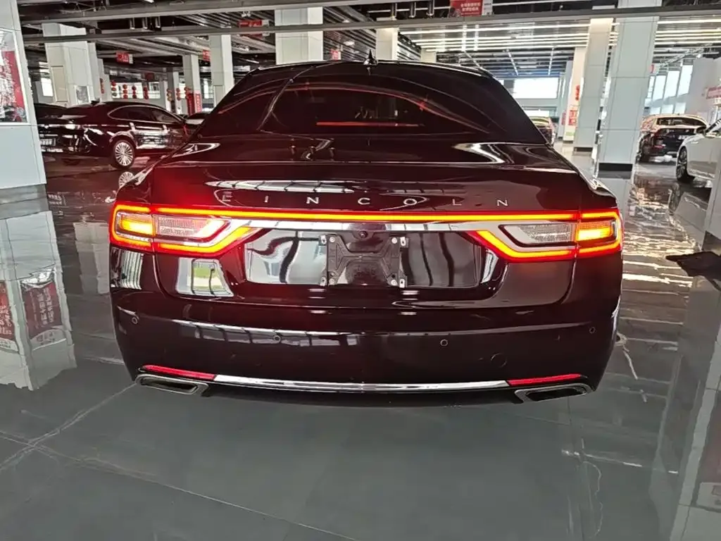 Lincoln Continental — фото 6