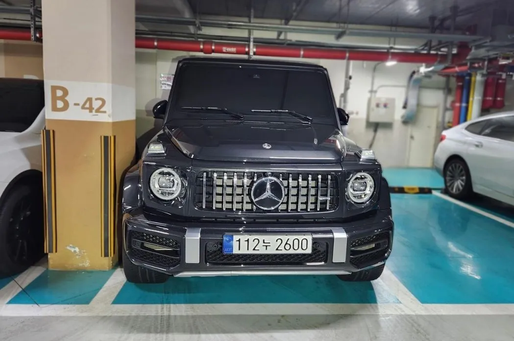 Mercedes-Benz G-Class