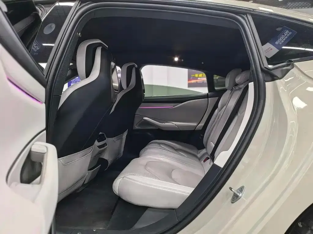 Xiaomi SU7 — фото 7