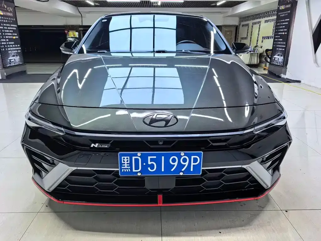 Hyundai Elantra — фото 3