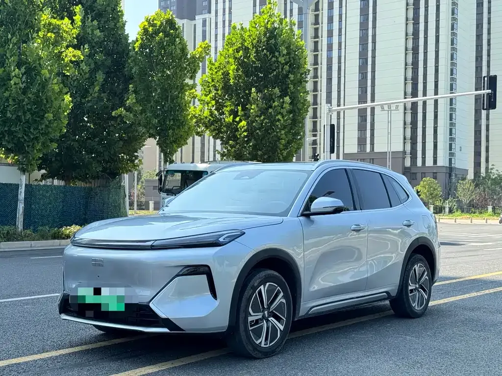 Geely Galaxy Xingjian 7 — фото 1