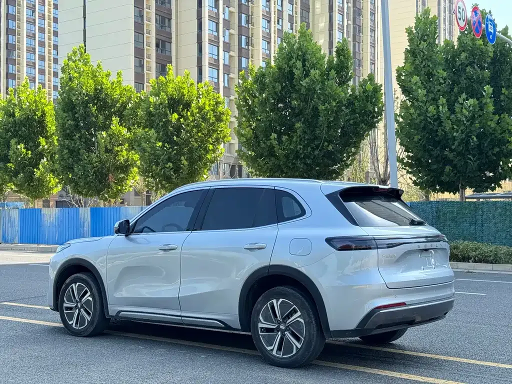 Geely Galaxy Xingjian 7 — фото 5