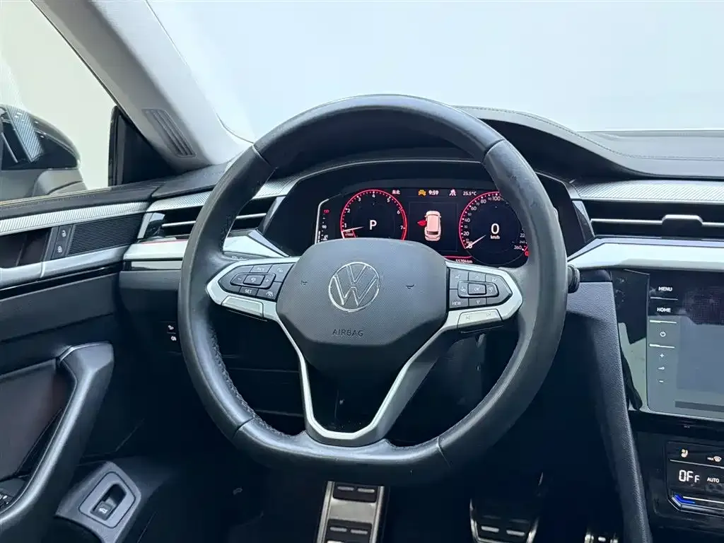 Volkswagen CC — фото 10