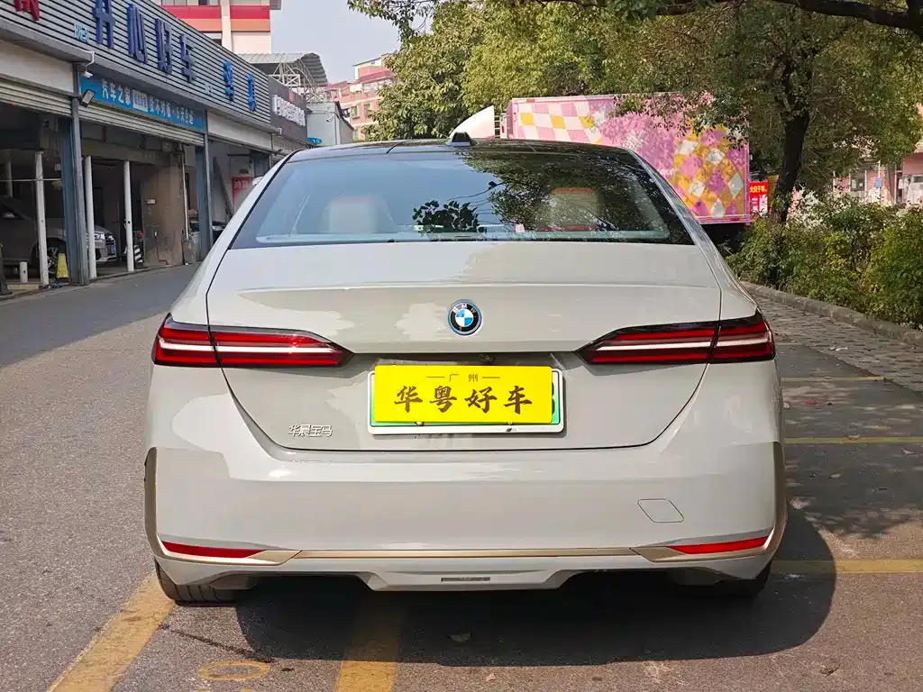 BMW i5 2024 из CN, фото 10