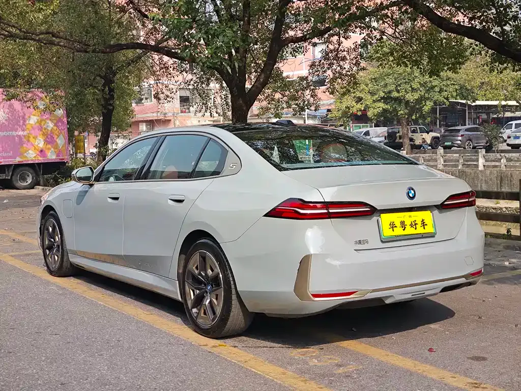 BMW i5 2024 из CN, фото 9