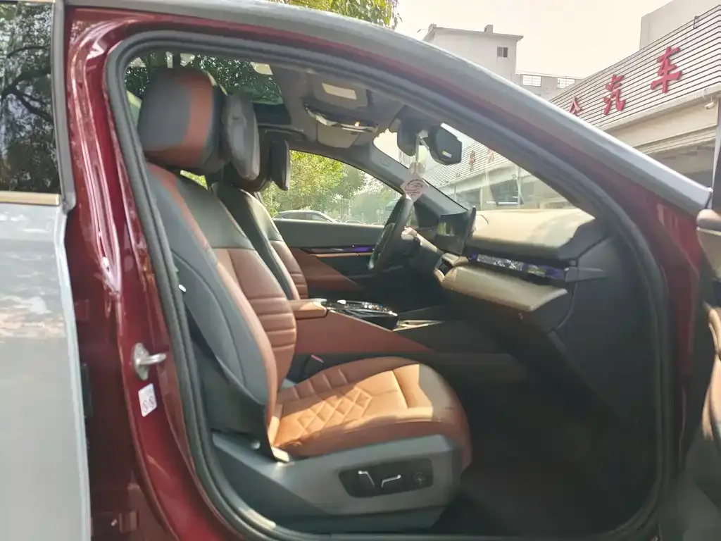 BMW i5 2024 из CN, фото 5