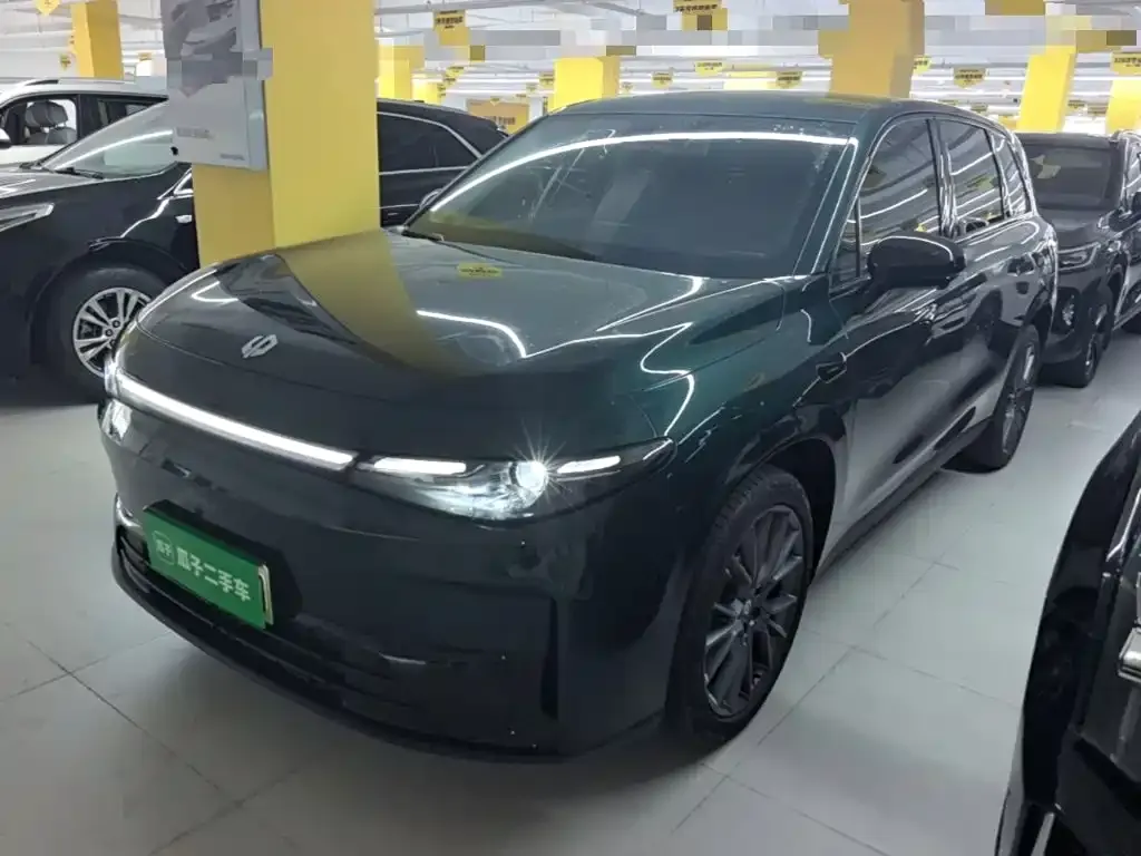 Leapmotor C10
