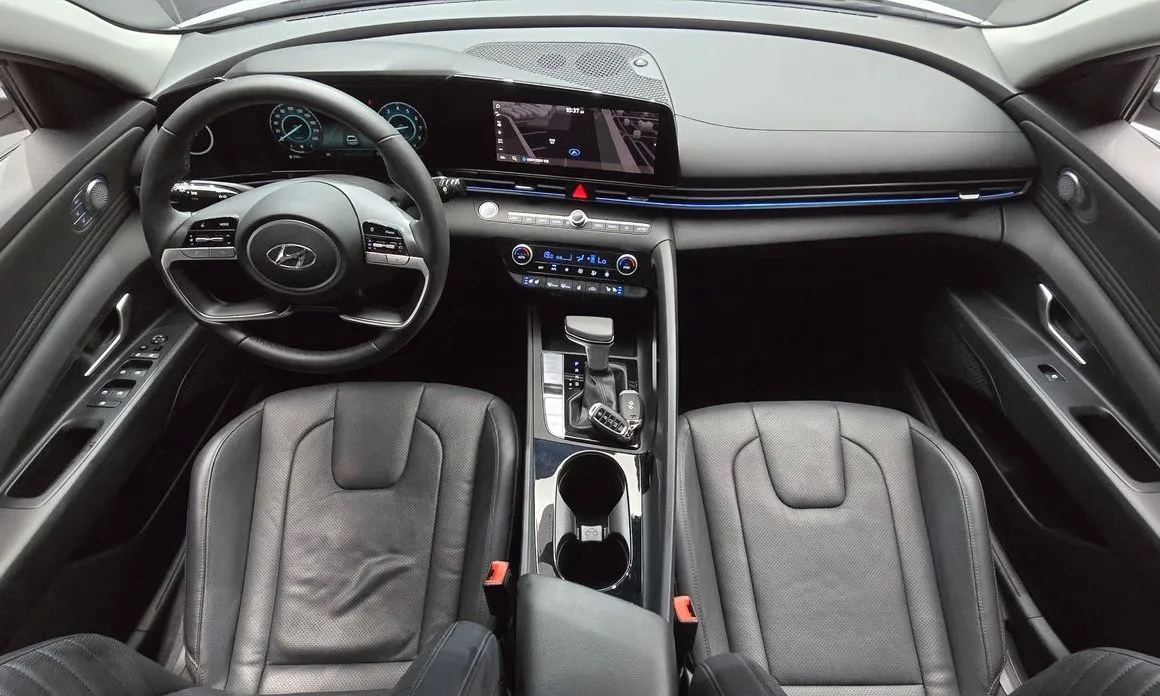 Hyundai AVANTE — фото 9