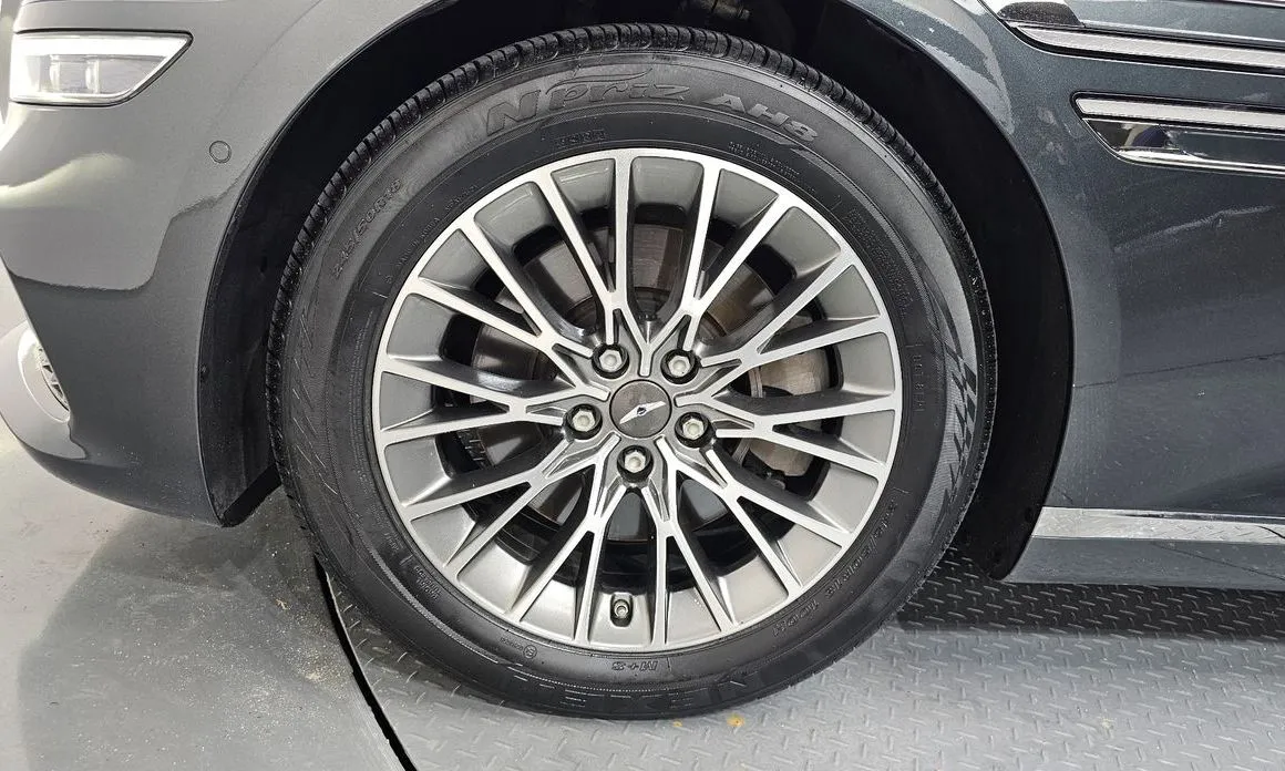 Genesis G80 — фото 10