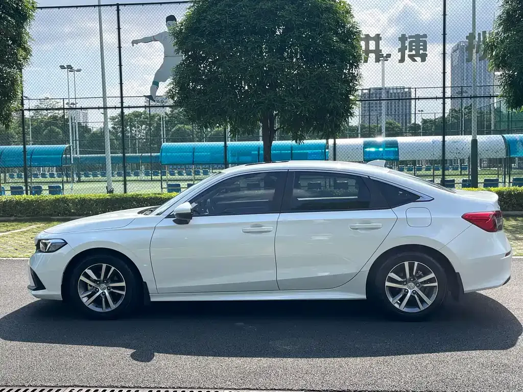 Honda Civic — фото 7