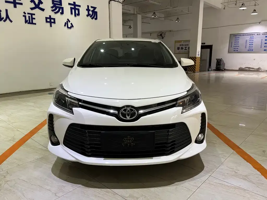 Toyota Vios — фото 5