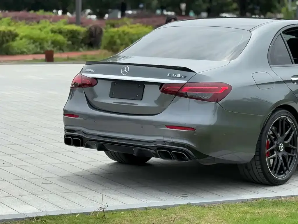 Mercedes-Benz E-Class AMG — фото 7