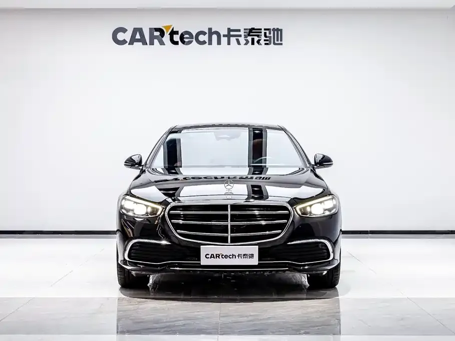 Mercedes-Benz S-Class — фото 1