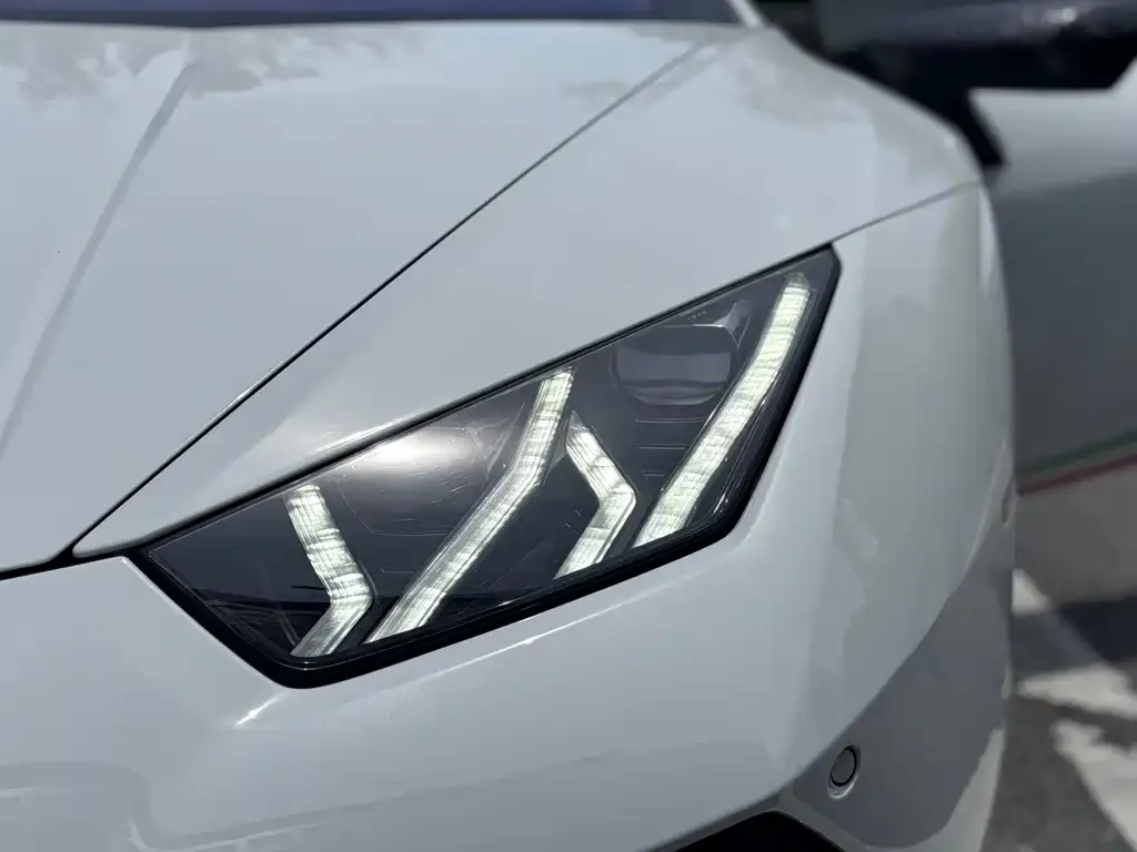 Lamborghini Huracan — фото 8