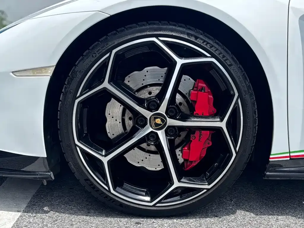 Lamborghini Huracan — фото 2
