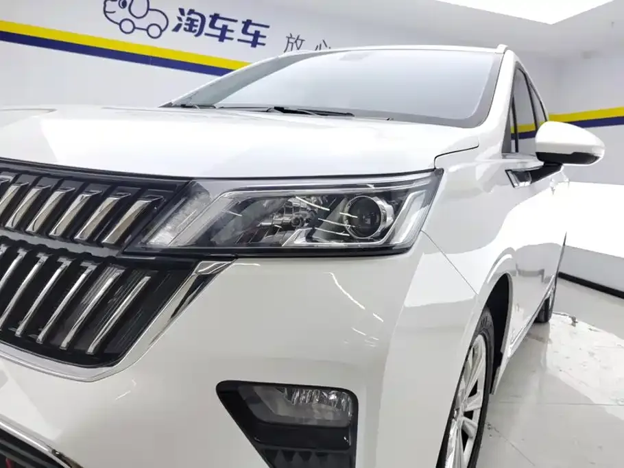 Wuling Jiachen — фото 10