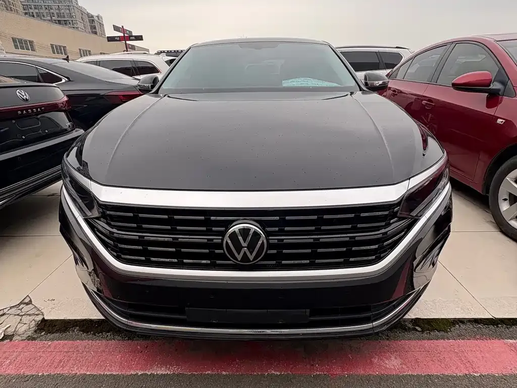 Volkswagen Passat — фото 10