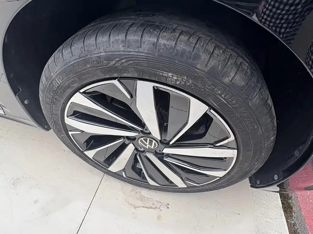Volkswagen Passat — фото 3
