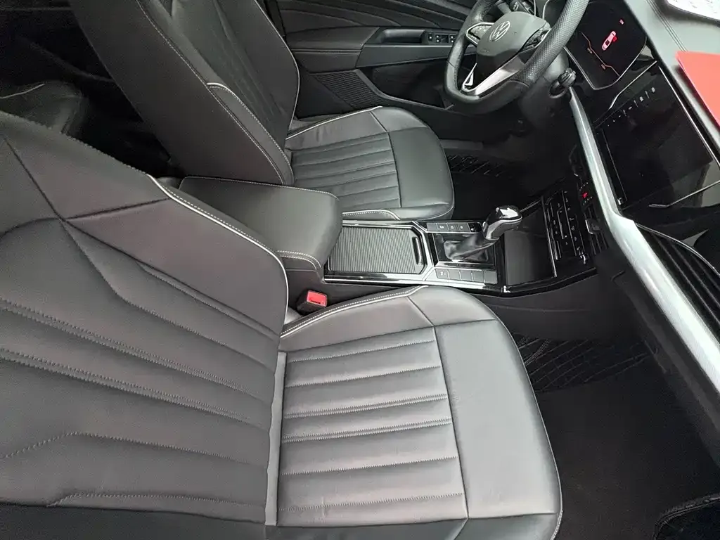 Volkswagen Passat — фото 9