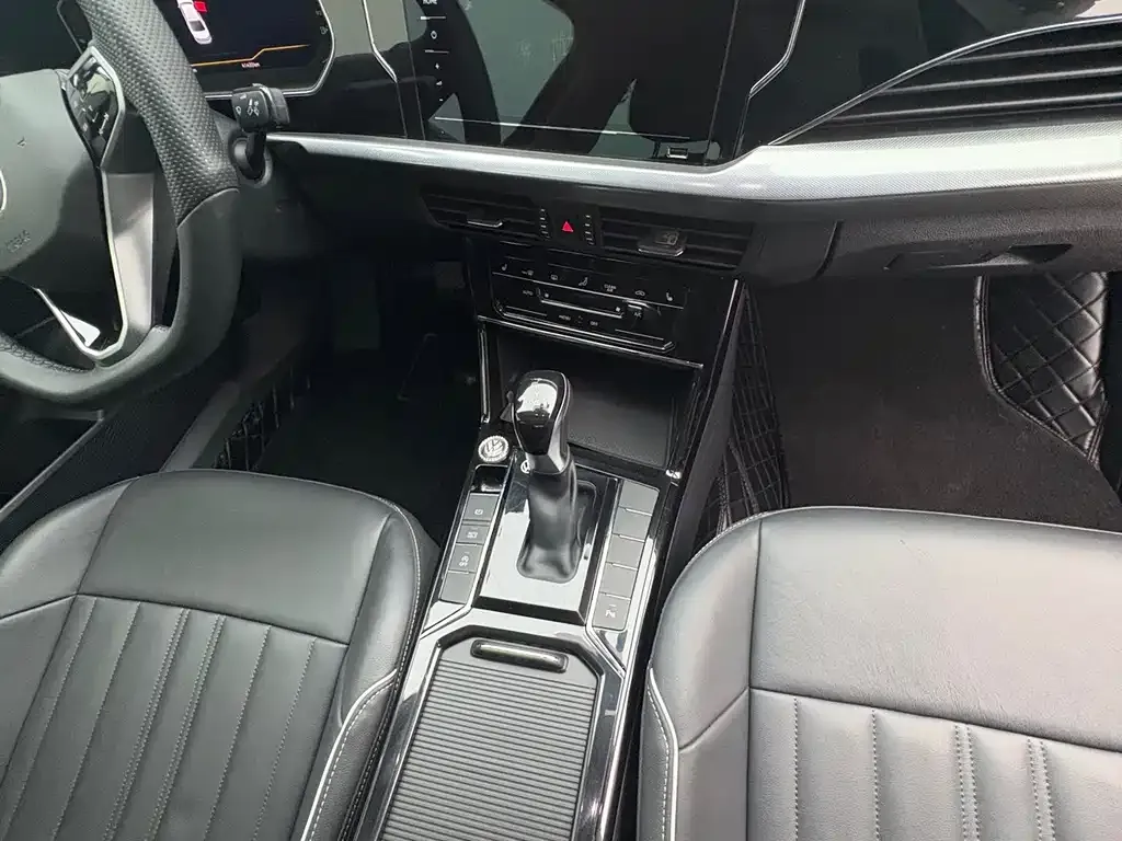 Volkswagen Passat — фото 2