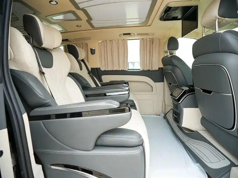 Mercedes-Benz V-Class 2022 из CN, фото 5